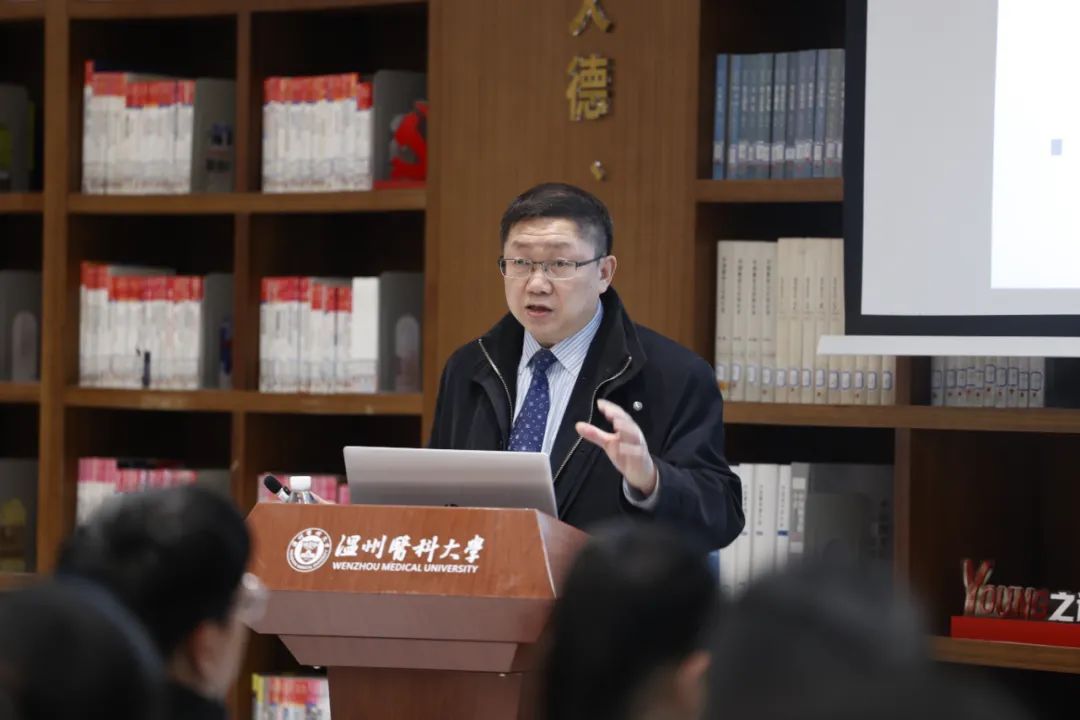 1982届奇亿果体育官网优惠活动蔡晖