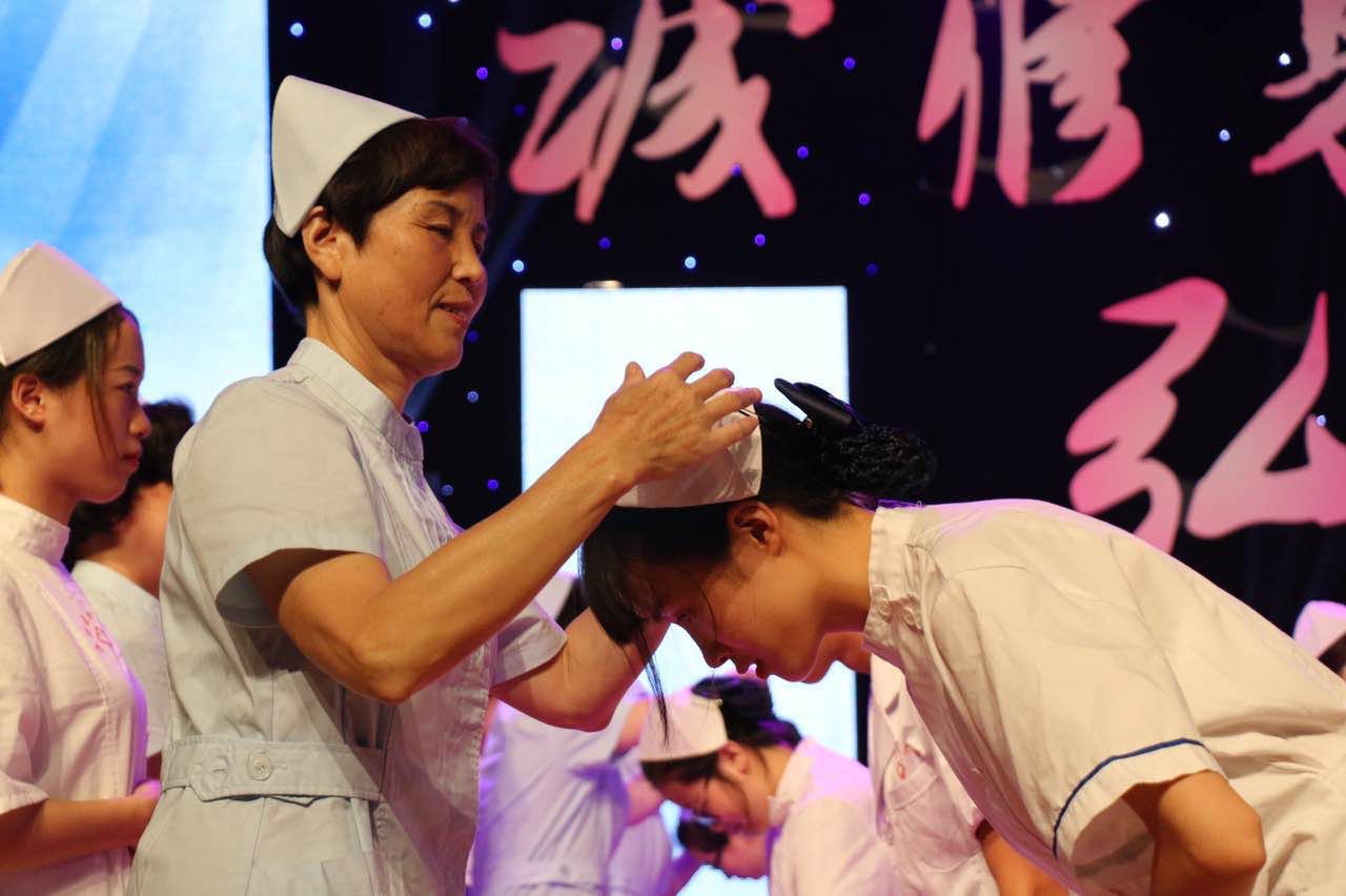 聚力共庆再扬帆”